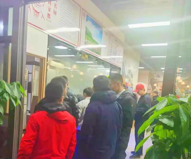 我想自己创业但是不知道干什么好，我想自己创业但是不知道干什么好找工作？